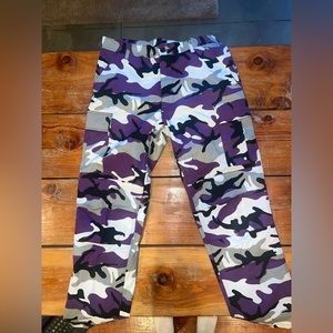 PURPLE CAMO CARGO PANTS